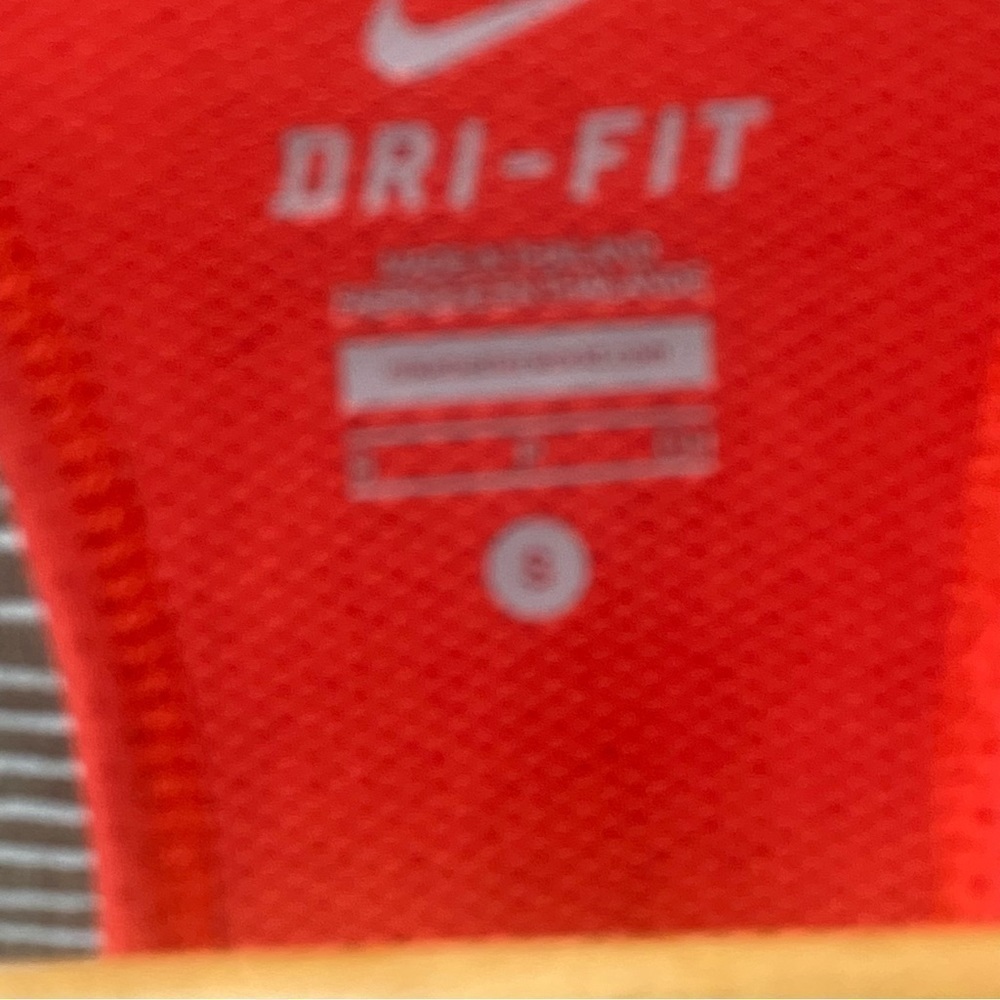 nike Dri Fit Racerback - Picture 3 of 4